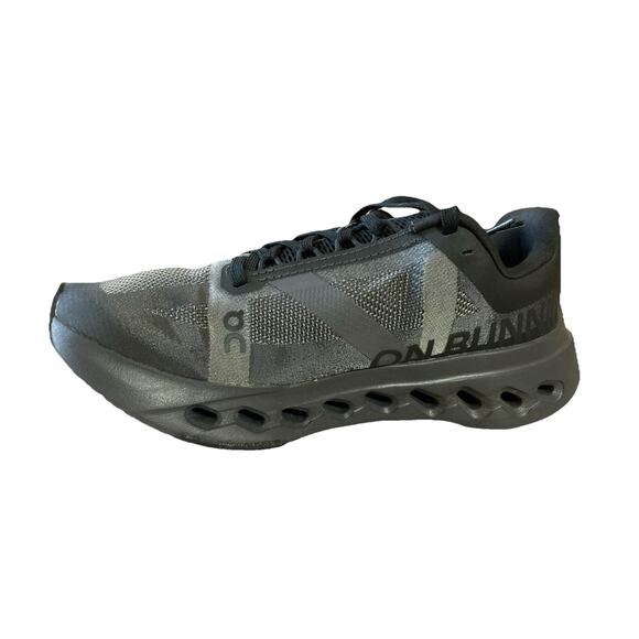 On Running Cloudsurfer Next in Black Womens Sz 5.5 NWOB Kids 3.5 On Cloud - Picture 1 of 9
